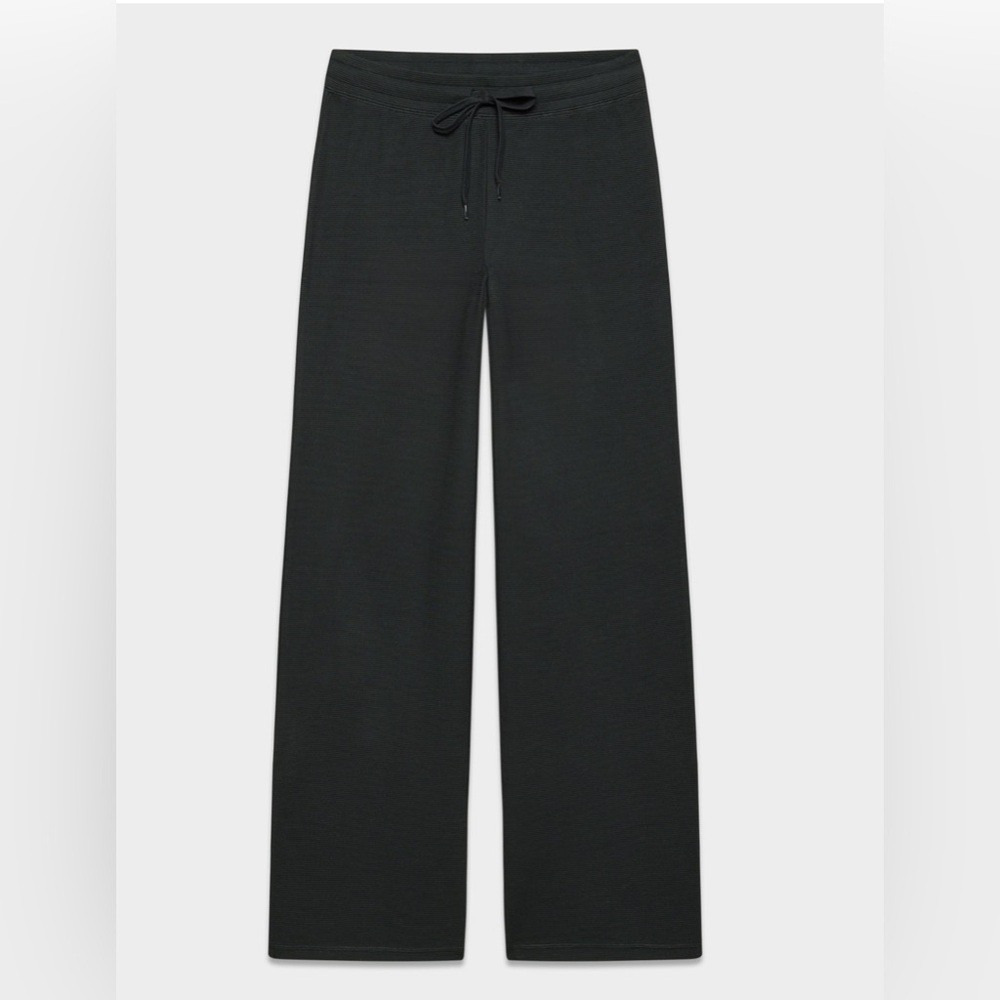 NWOT ARITZIA WAFFLE PANTS